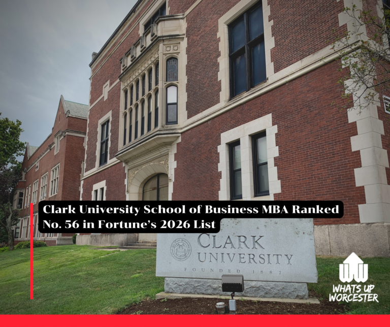 Red Minimalist Merry Christmas Facebook Post (20)