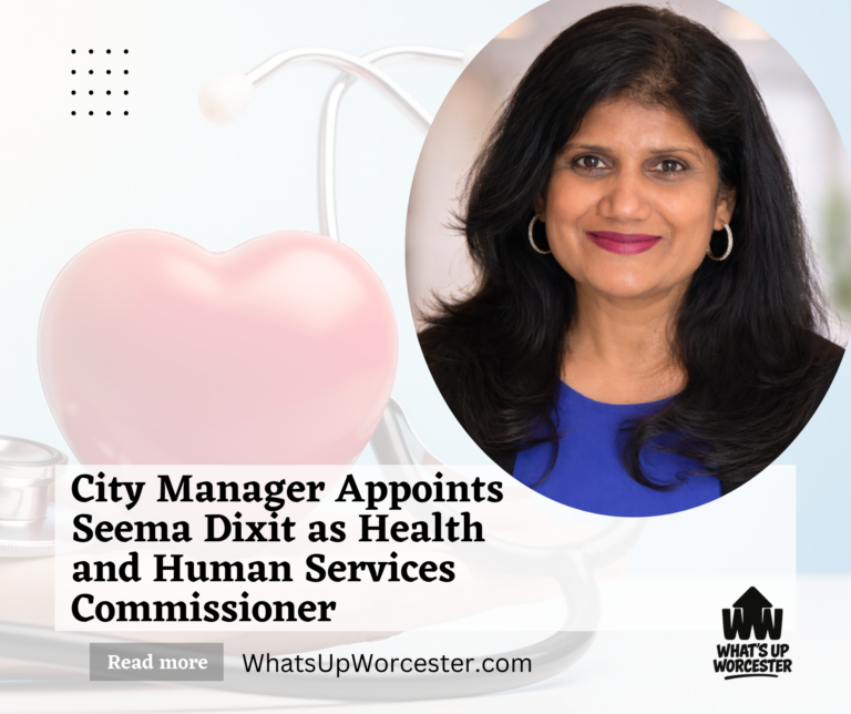 Red Minimalist Merry Christmas Facebook Post (8)