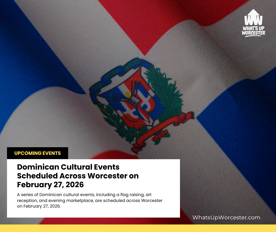 Red Minimalist Merry Christmas Facebook Post (8)